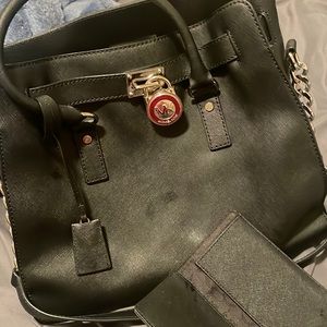 Large Michael Kors Satchel bag . | Black | Comes with wallet as well